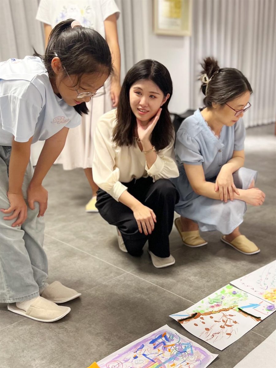 Therapeutic Movement & Creative Art